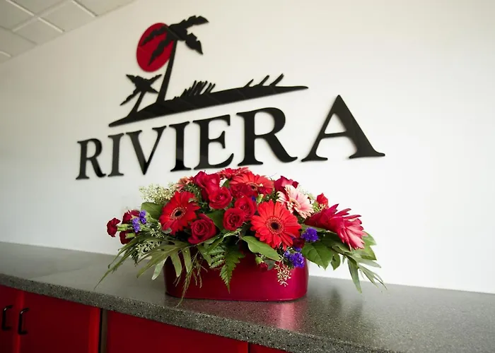 Riviera Motor Inn